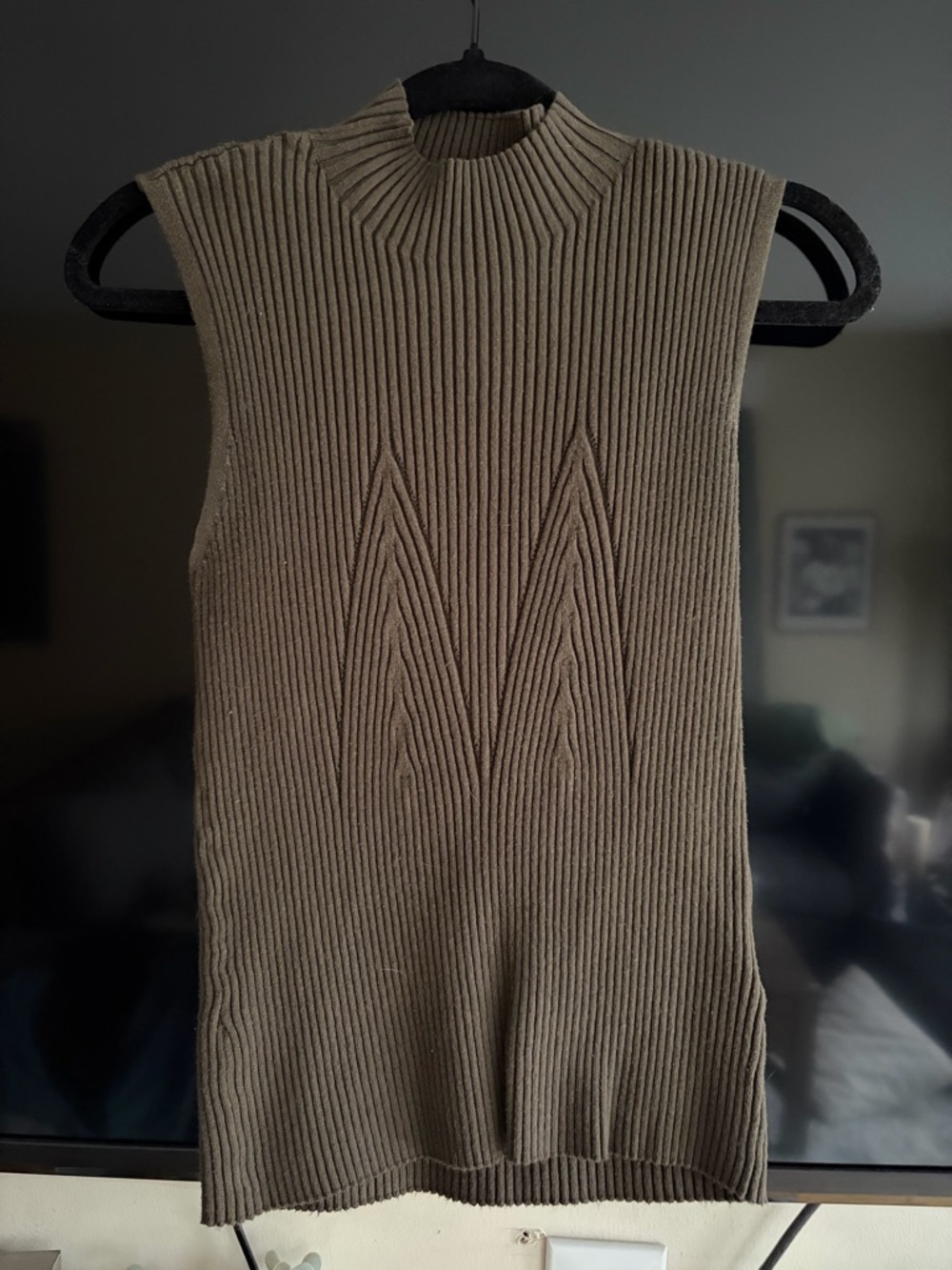 Cyrus Olive Ribbed Mock Neck Tank